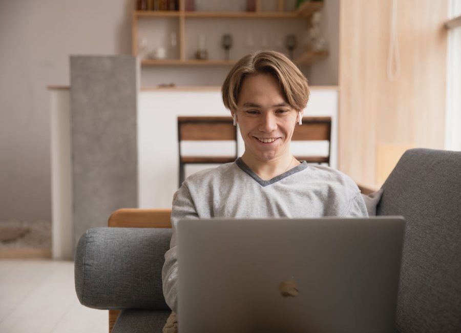 pexels-ekaterina-bolovtsova-4047811